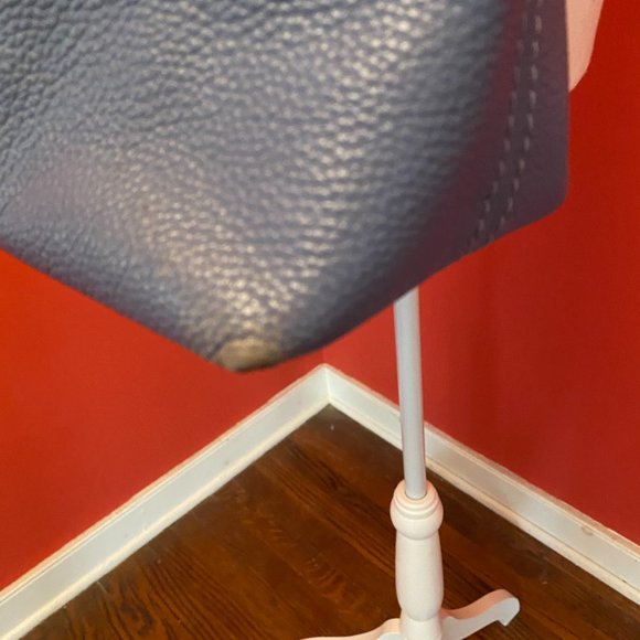 kate spade leather Tote - Picture 3 of 14